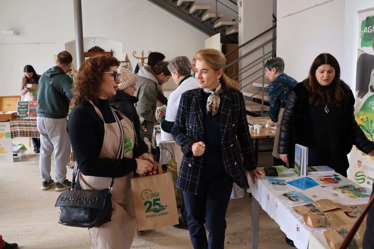 ZELENA ZAJEDNICA Razmjena domaćeg sjemenja ojačala lokalne vrtne inicijative (19)