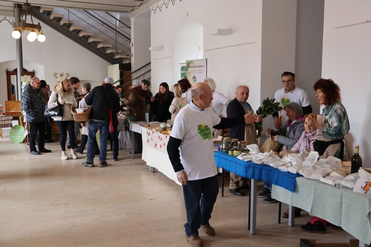 ZELENA ZAJEDNICA Razmjena domaćeg sjemenja ojačala lokalne vrtne inicijative (7)