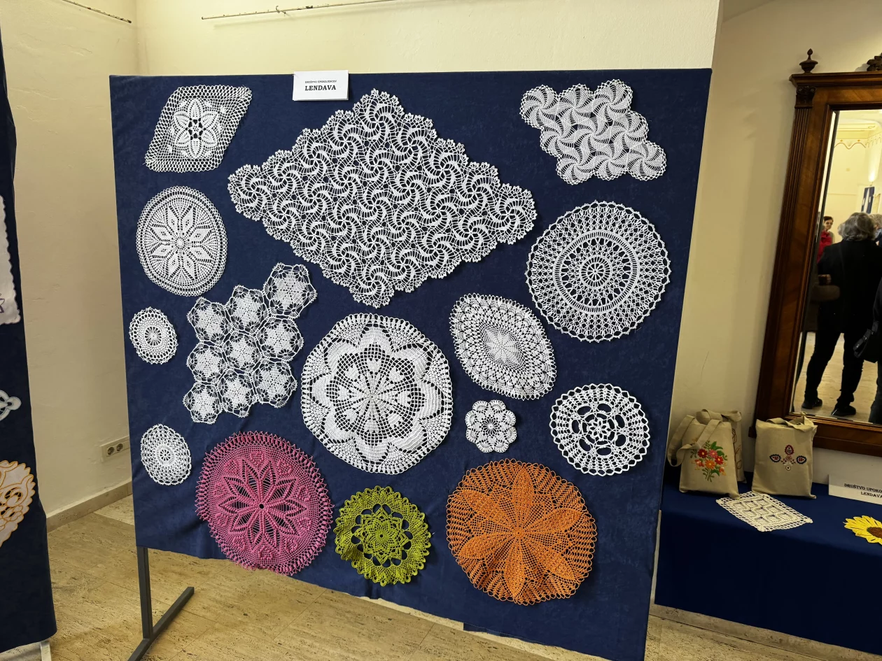 ŽENE ČUVARICE TRADICIJE – Udruga žena zlatne ruke 15 godina suradnje sa slovenskom udrugom (2)