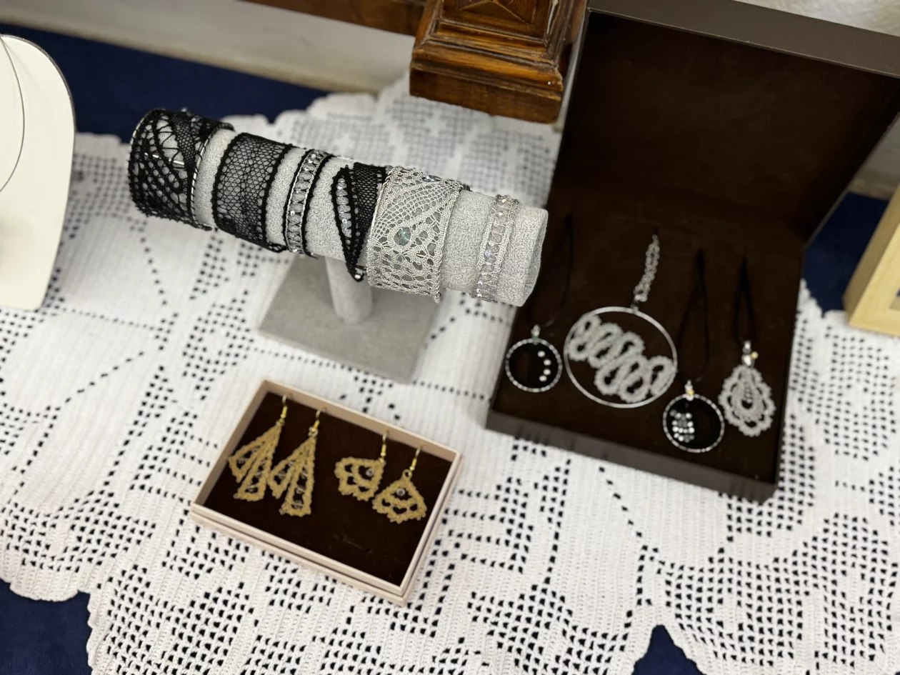 ŽENE ČUVARICE TRADICIJE – Udruga žena zlatne ruke 15 godina suradnje sa slovenskom udrugom (20)