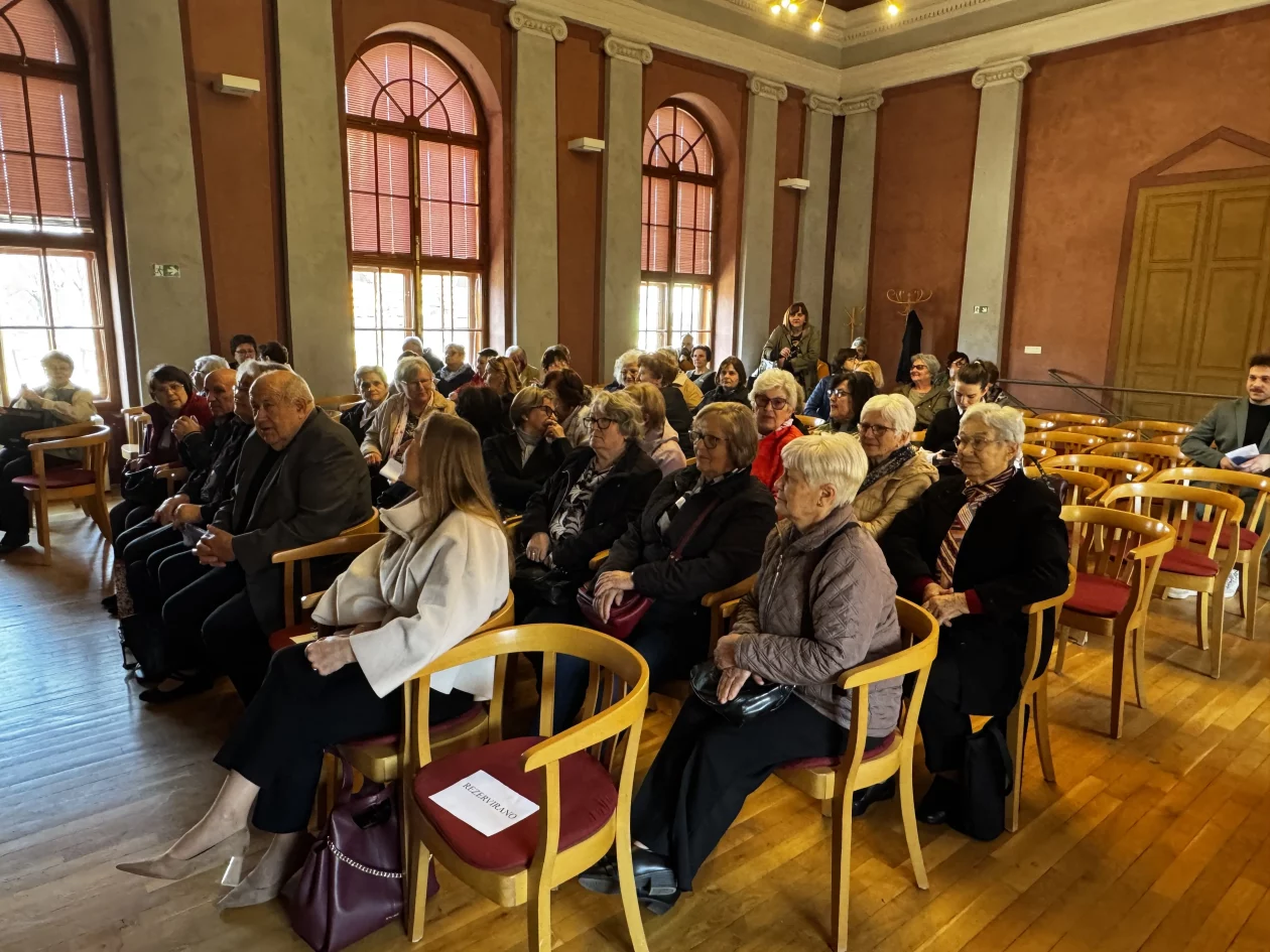 ŽENE ČUVARICE TRADICIJE – Udruga žena zlatne ruke 15 godina suradnje sa slovenskom udrugom (27)