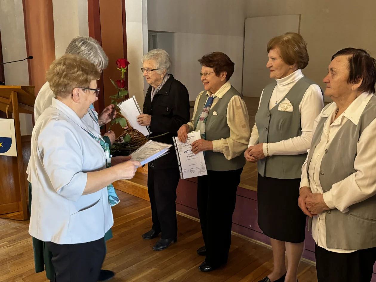 ŽENE ČUVARICE TRADICIJE – Udruga žena zlatne ruke 15 godina suradnje sa slovenskom udrugom (43)