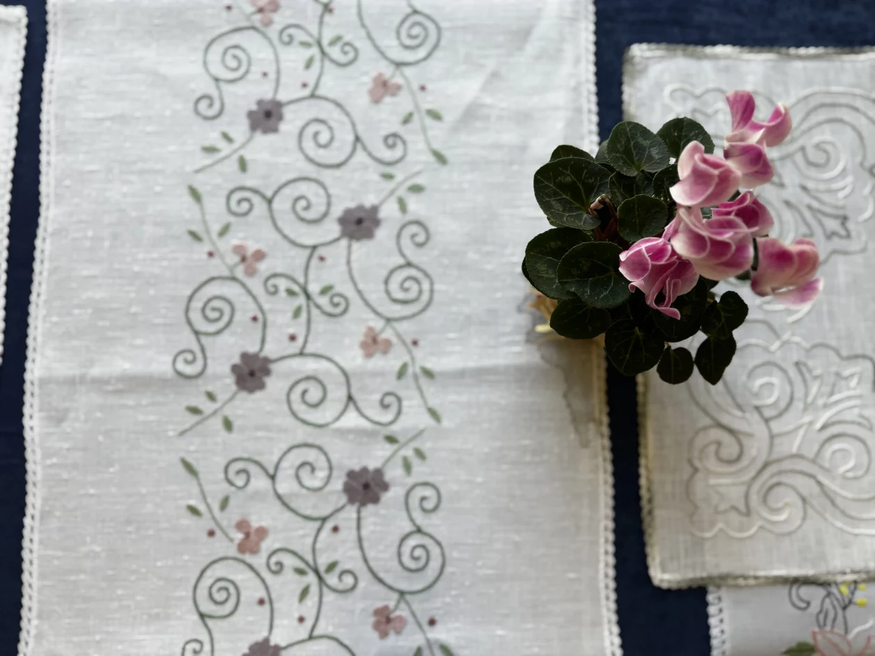 ŽENE ČUVARICE TRADICIJE – Udruga žena zlatne ruke 15 godina suradnje sa slovenskom udrugom (6)