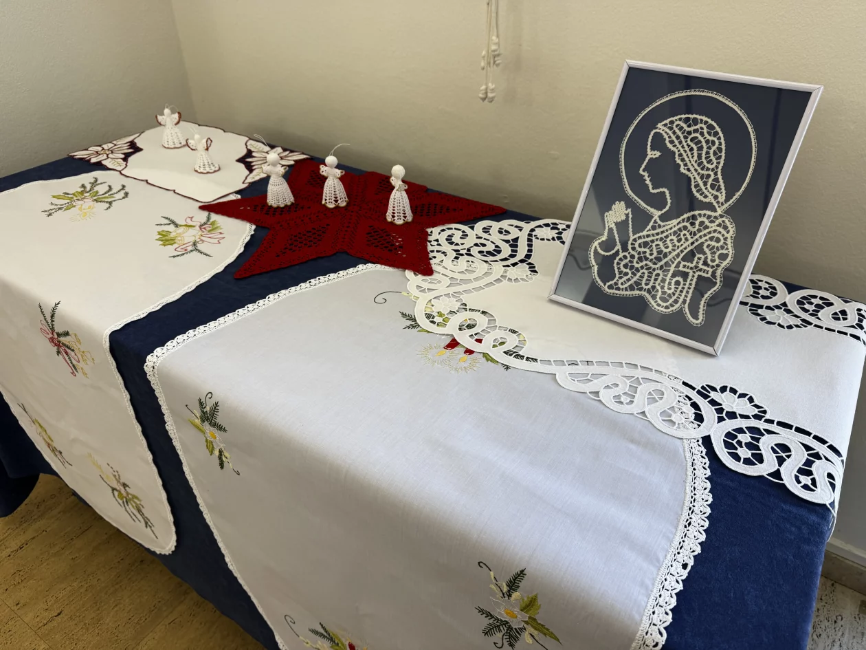 ŽENE ČUVARICE TRADICIJE – Udruga žena zlatne ruke 15 godina suradnje sa slovenskom udrugom (9)