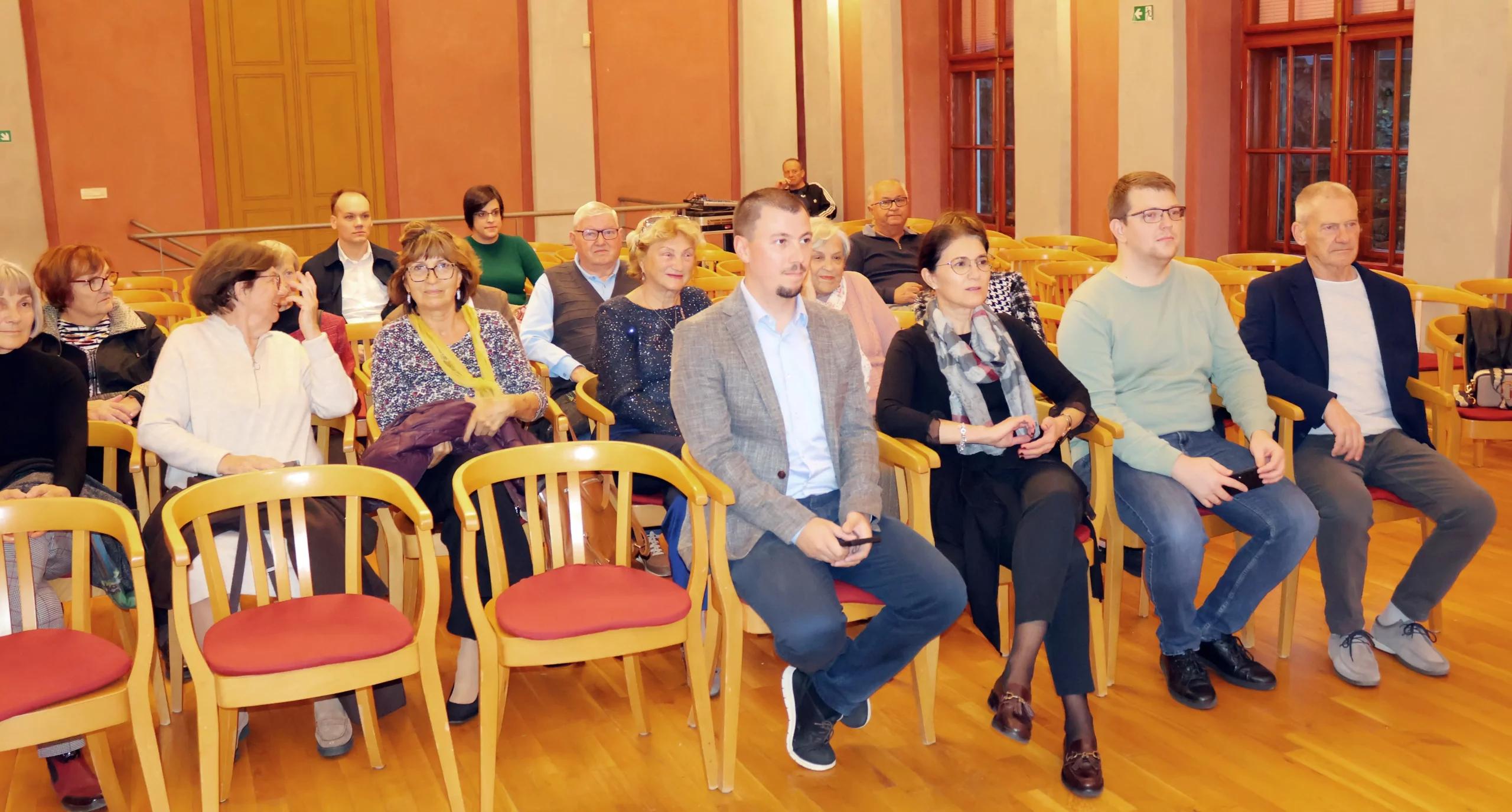 ZGRADA SCHEIER Petrana Sabolek predstavila tri nova književna djela (1)