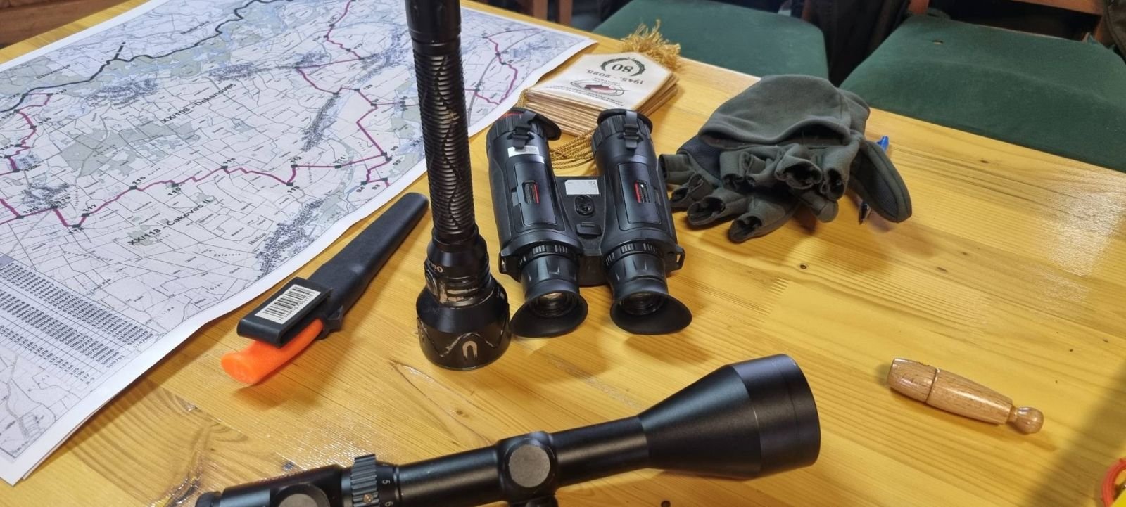 ZIMA U ZAVIČAJU Učenici PŠ Florijana Andrašeca s lovcima učili kako se zimi brine o šumskim životinjama (13)