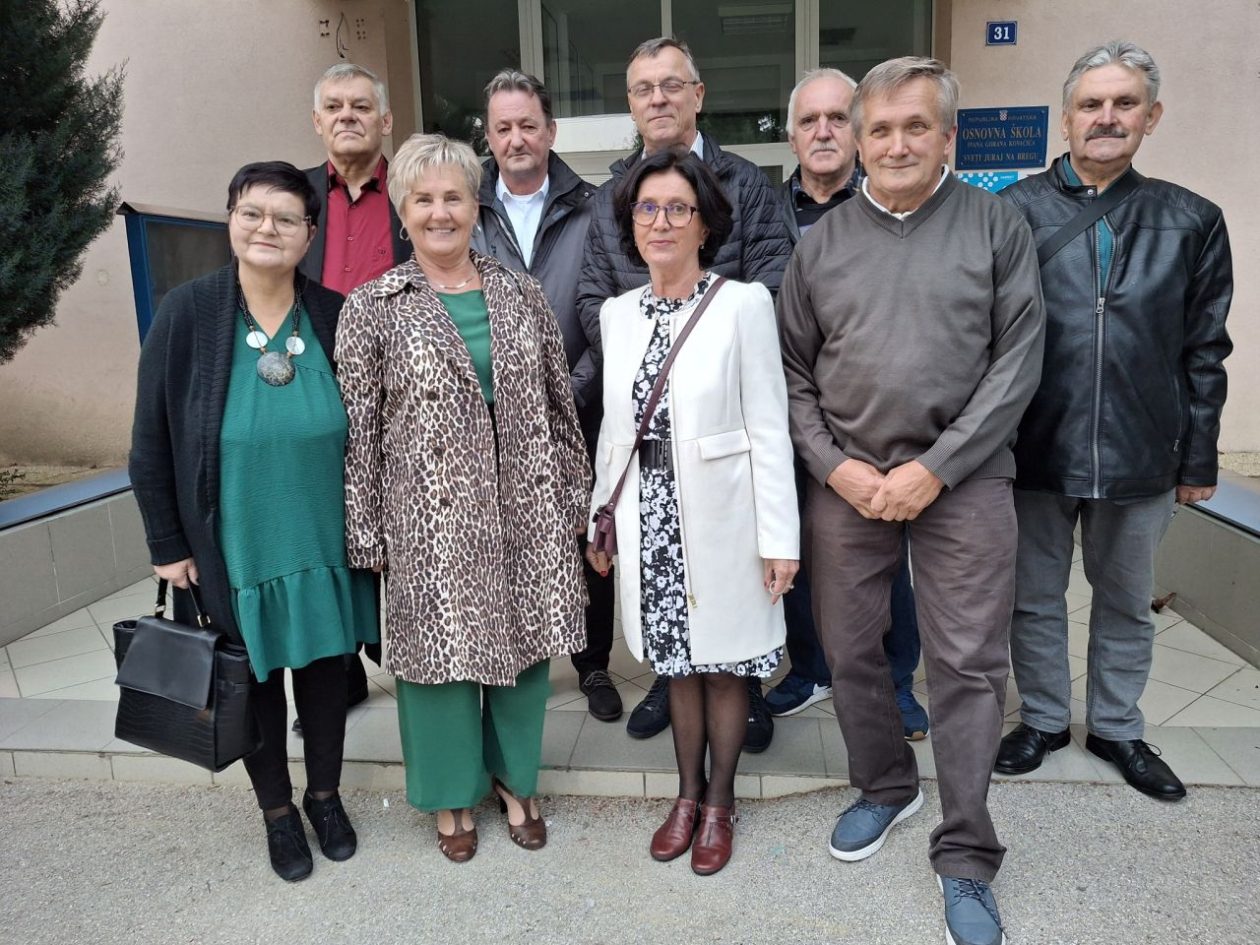 ZLATNI JUBILEJ Bivši osnovnoškolci Pleškovca proslavili 50 godina male mature (5)