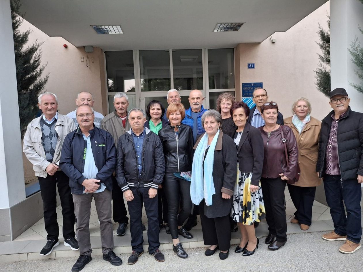 ZLATNI JUBILEJ Bivši osnovnoškolci Pleškovca proslavili 50 godina male mature (6)