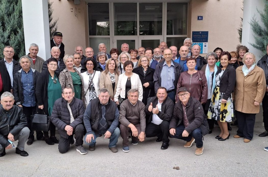 ZLATNI JUBILEJ Bivši osnovnoškolci Pleškovca proslavili 50 godina male mature (7)