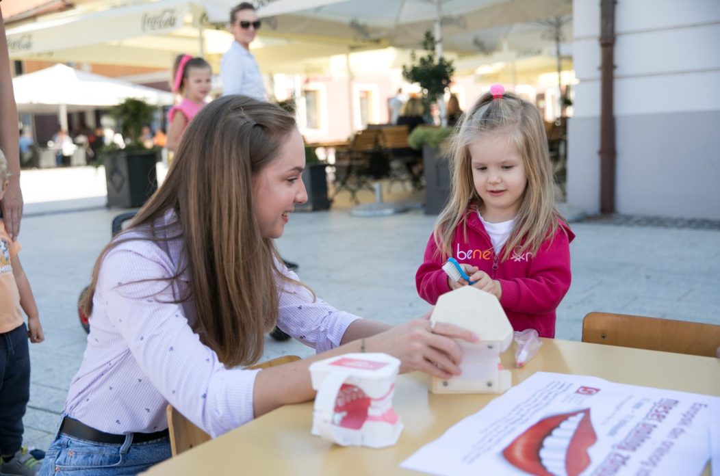 ZO (15 of 108) ZO (15 of 108)