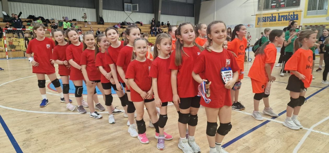 ŽRK ZRINSKI ČAKOVEC (5)