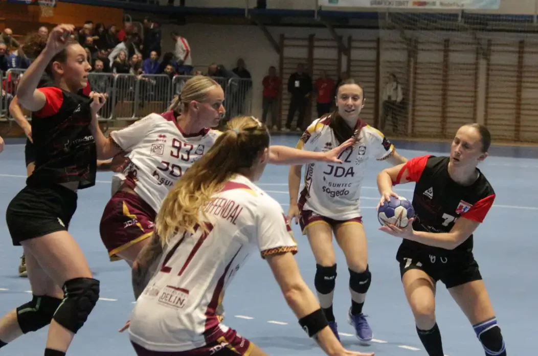 ŽRK Zrinski (4) ŽRK Zrinski (4)