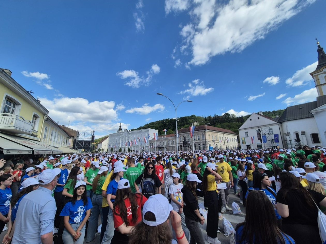 ŽUPA PRESVETOG TROJSTVA Nedelišće Požega (10)