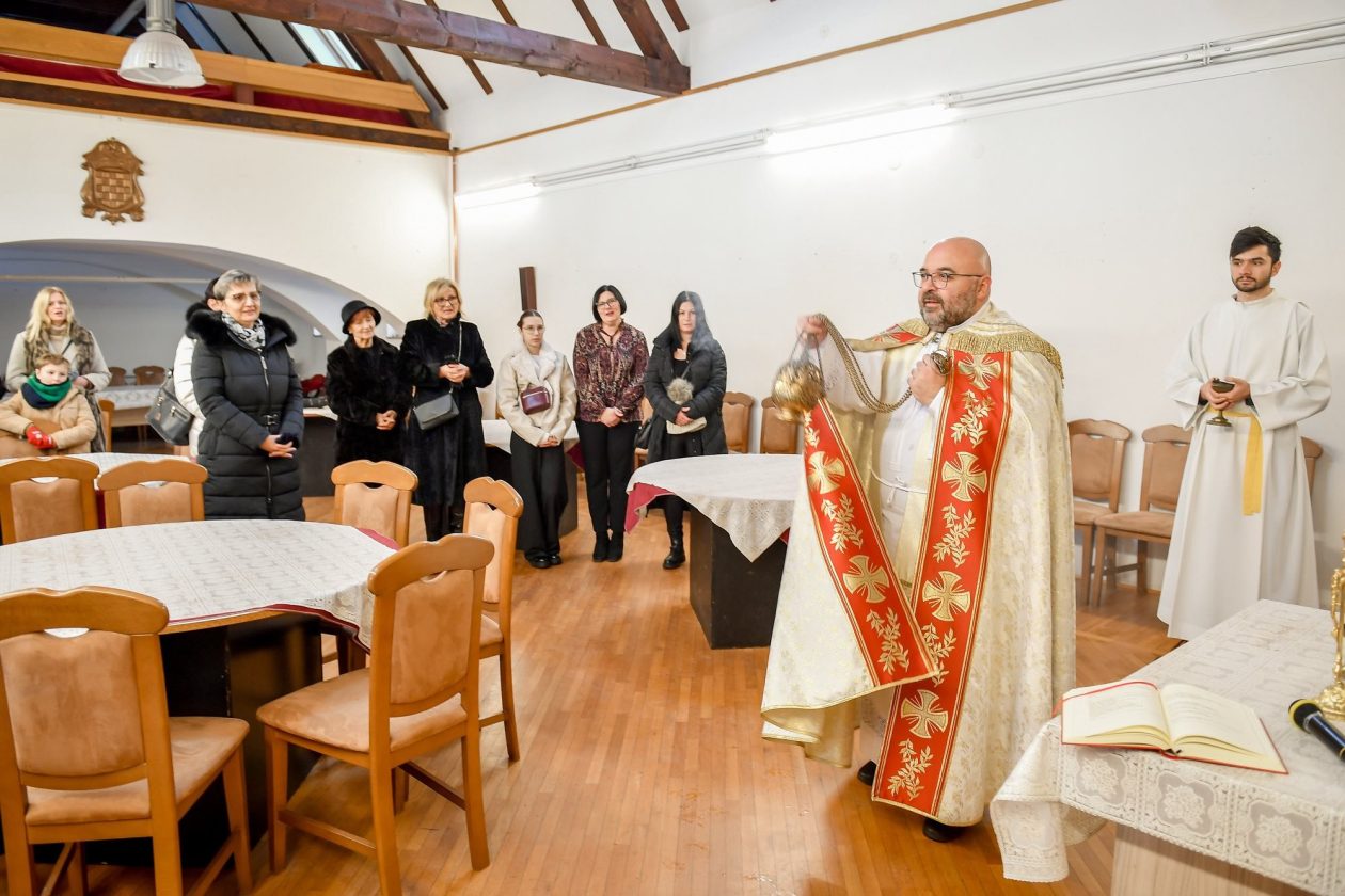 ŽUPA SV JAKOVA APOSTOLA STARIJEG (11) – Studio Vipro