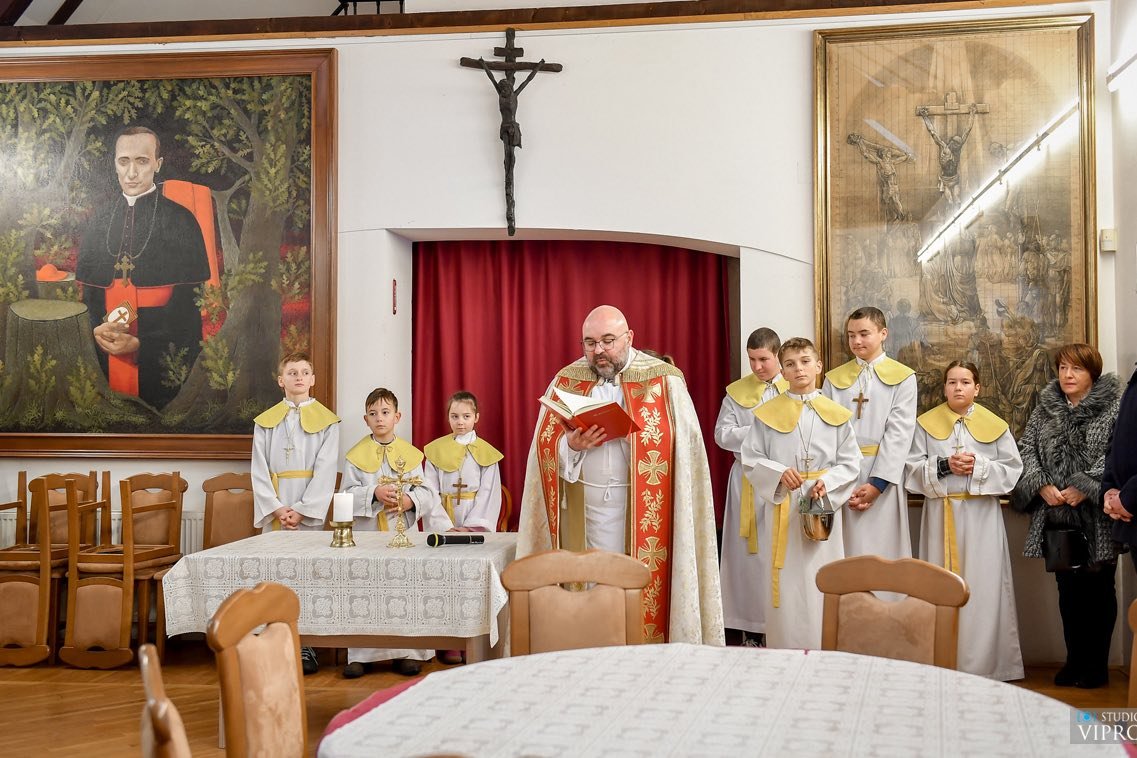 ŽUPA SV JAKOVA APOSTOLA STARIJEG (11) – Studio Vipro ŽUPA SV JAKOVA APOSTOLA STARIJEG (11) – Studio Vipro