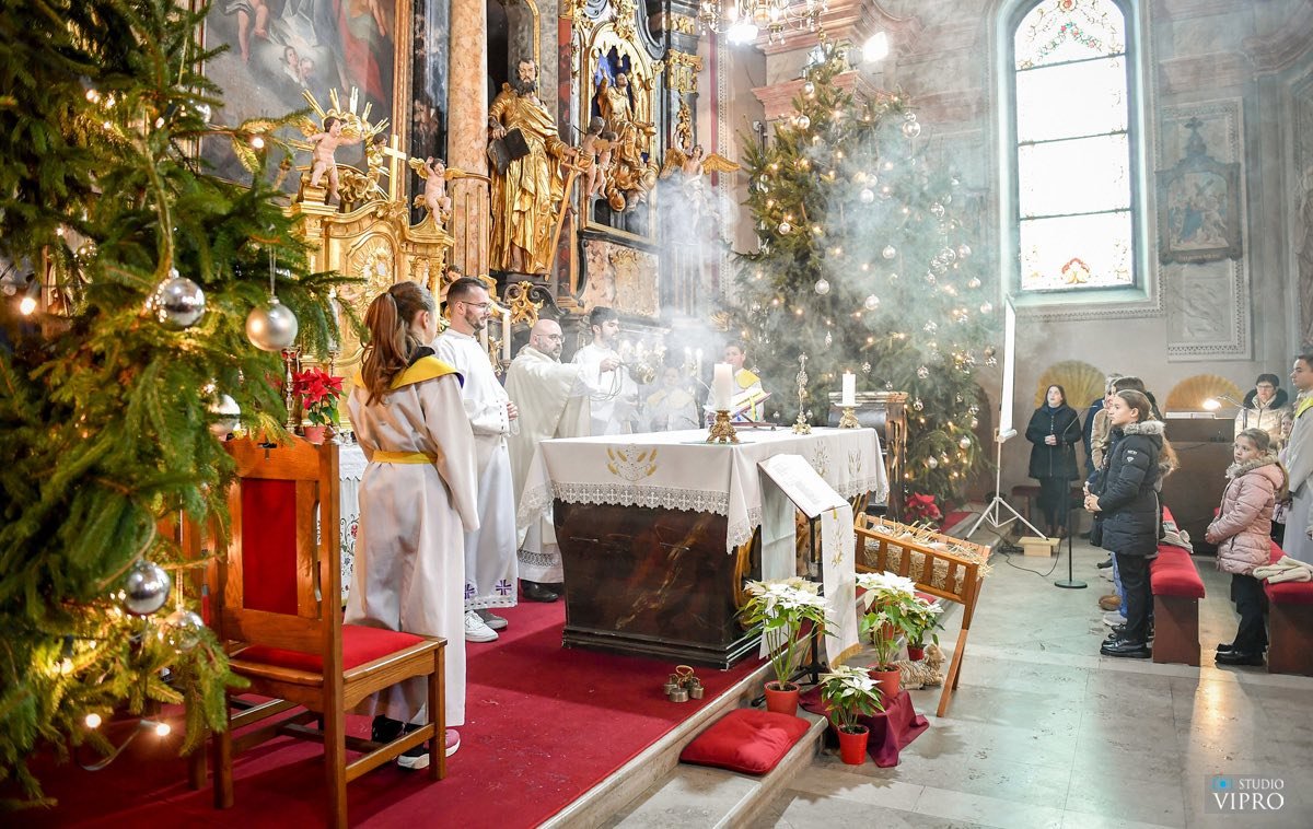ŽUPA SV JAKOVA APOSTOLA STARIJEG (11) – Studio Vipro ŽUPA SV JAKOVA APOSTOLA STARIJEG (11) – Studio Vipro