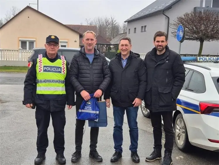 Za Božić nagrađujemo najsavjesnije vozače (18)