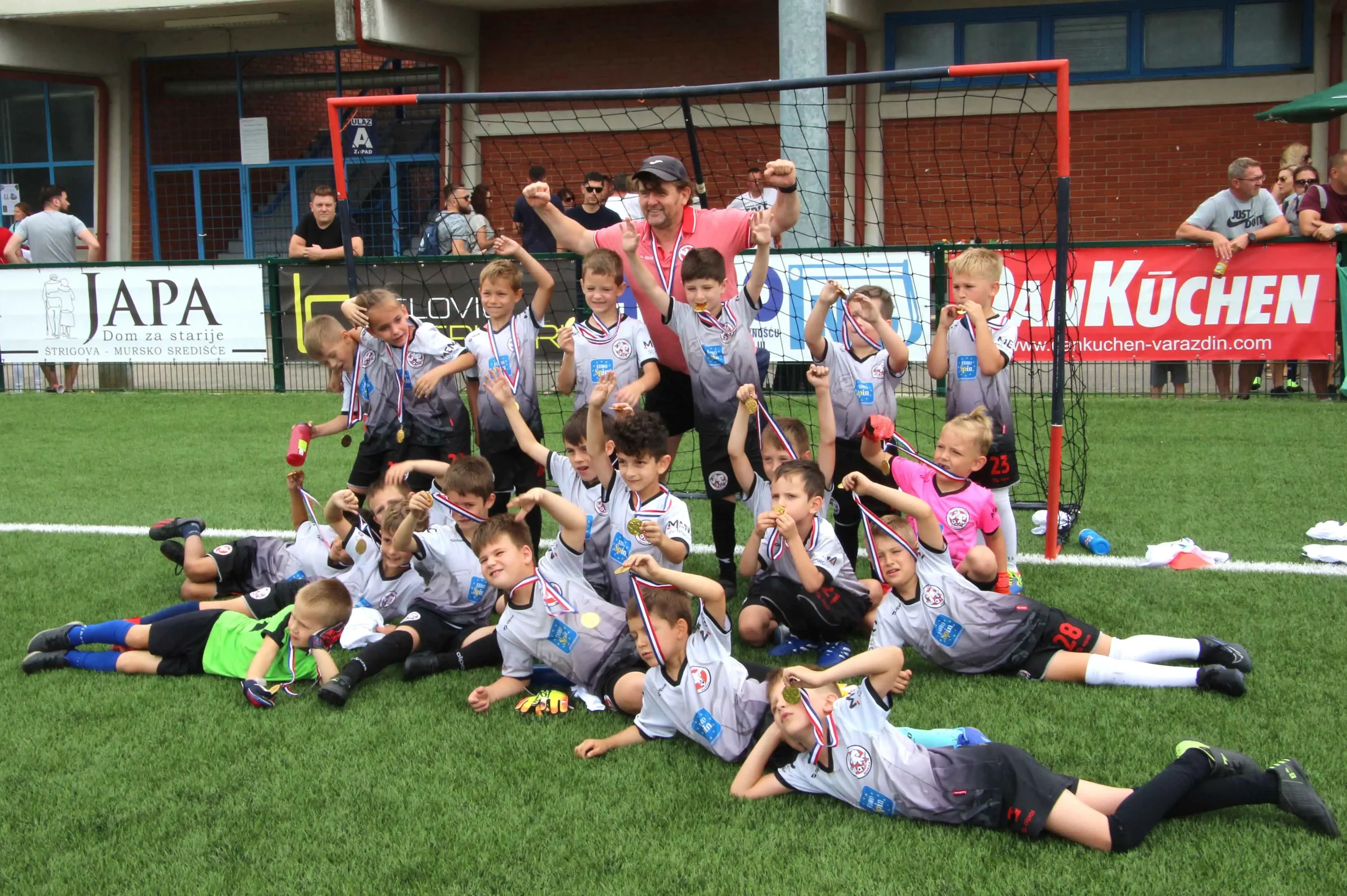 Zabavna liga vrtića (15) Zabavna liga vrtića (15)