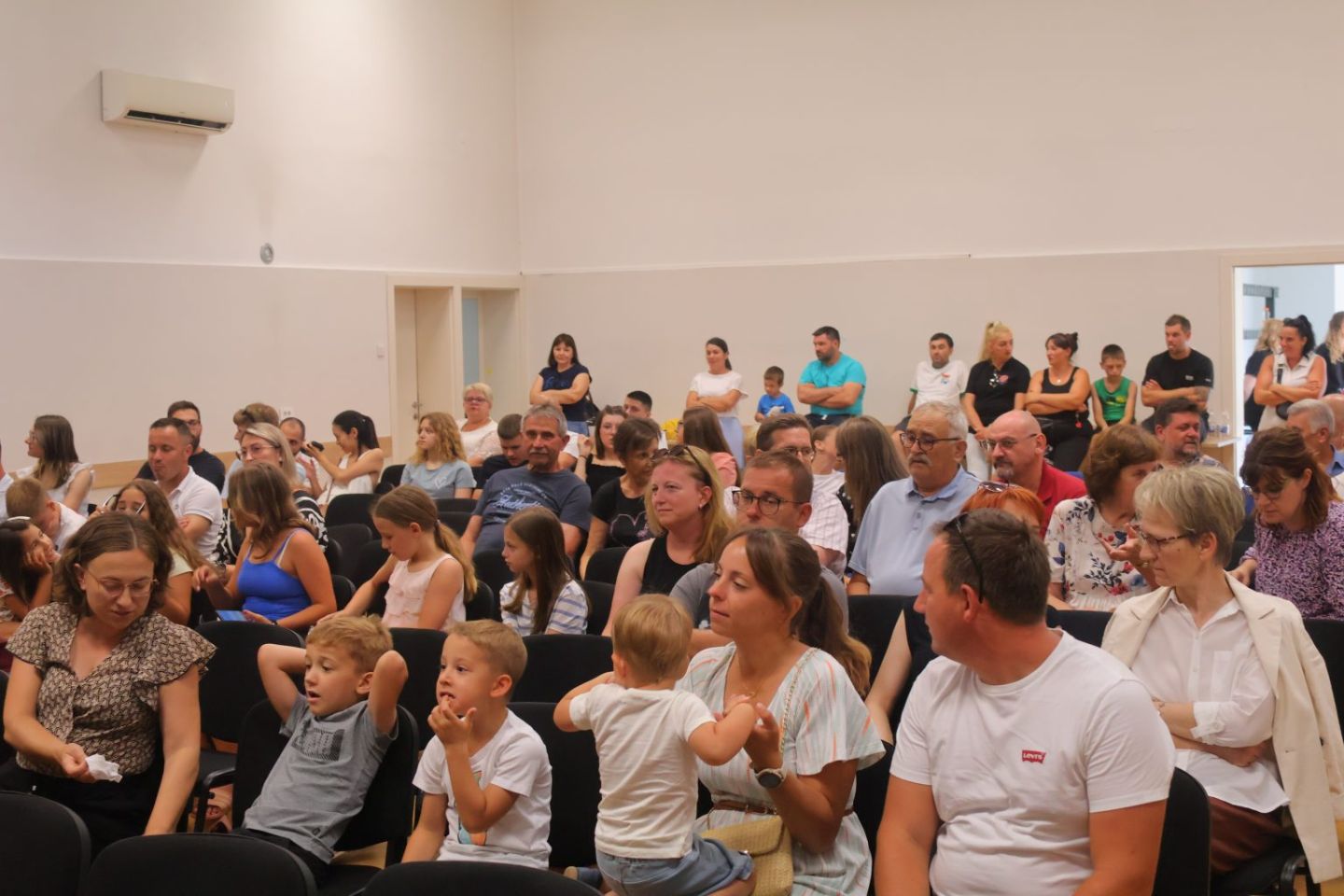 Zajedno za druge Mačkovec humanitarni koncert (21)