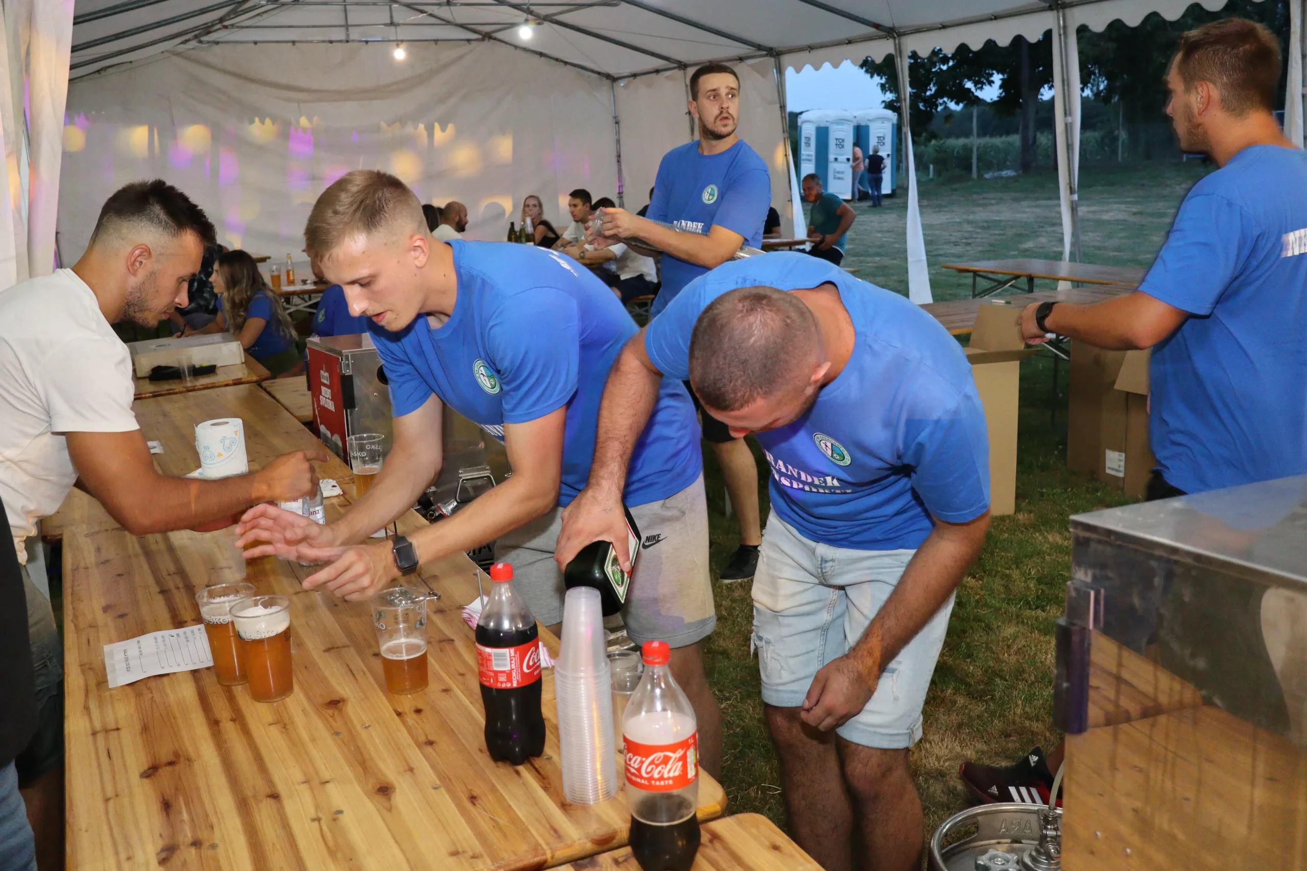 Zasadbreg – koncert Mladena grdovića (13) Zasadbreg – koncert Mladena grdovića (13)