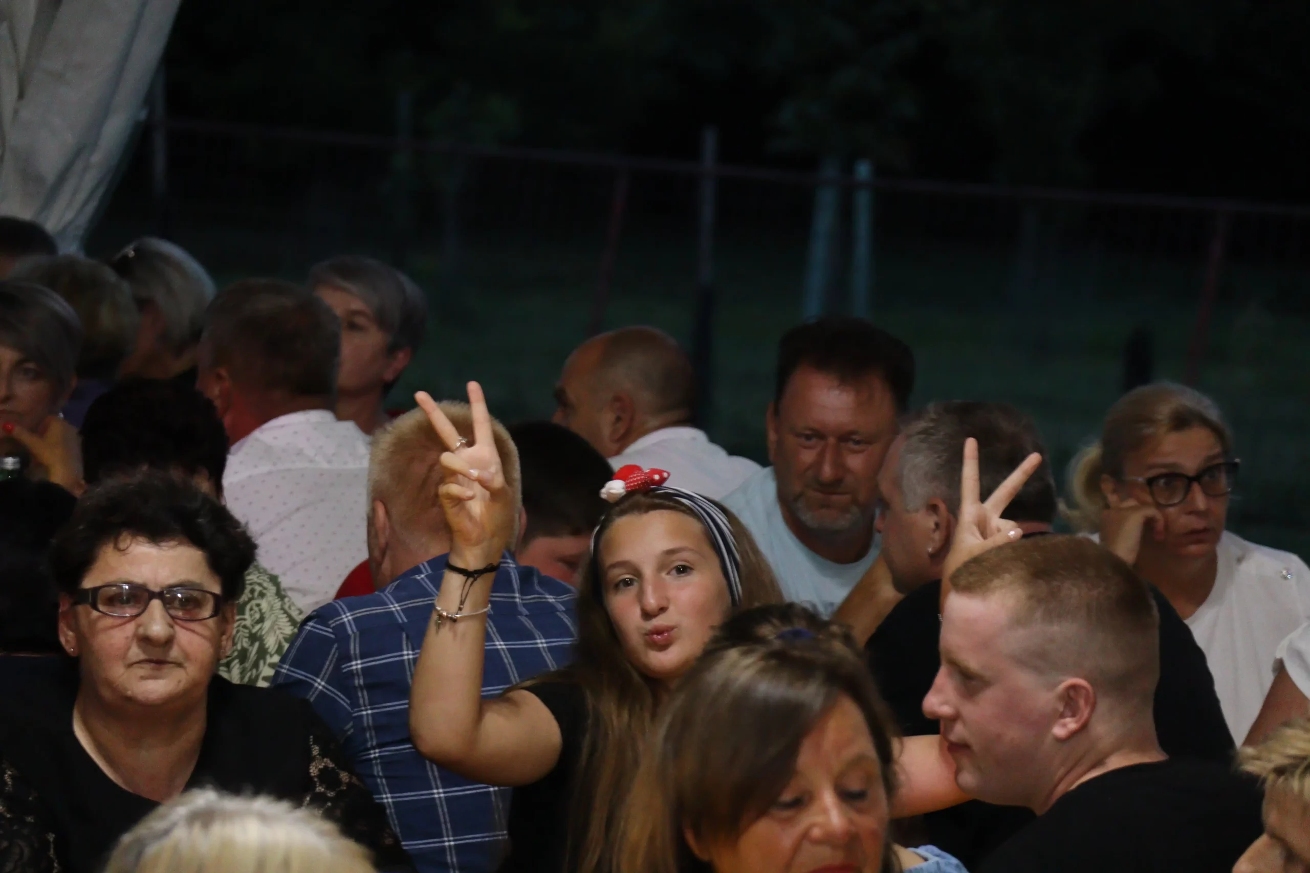 Zasadbreg – koncert Mladena grdovića (15) Zasadbreg – koncert Mladena grdovića (15)