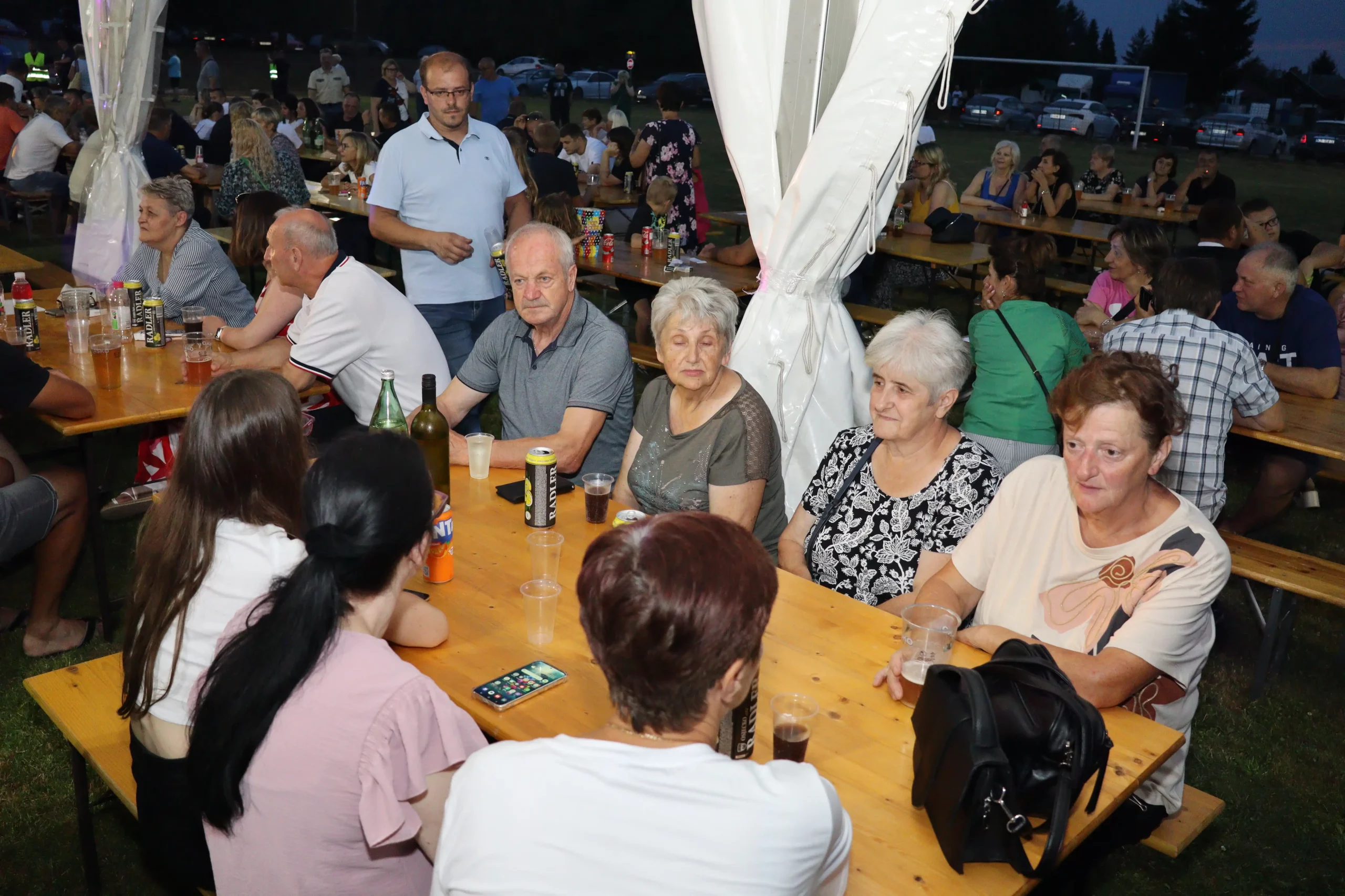 Zasadbreg – koncert Mladena grdovića (28) Zasadbreg – koncert Mladena grdovića (28)