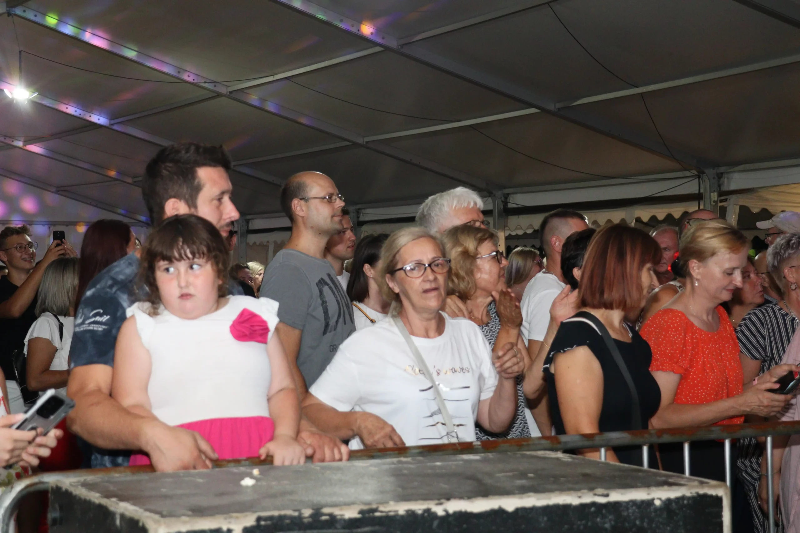 Zasadbreg – koncert Mladena grdovića (36) Zasadbreg – koncert Mladena grdovića (36)