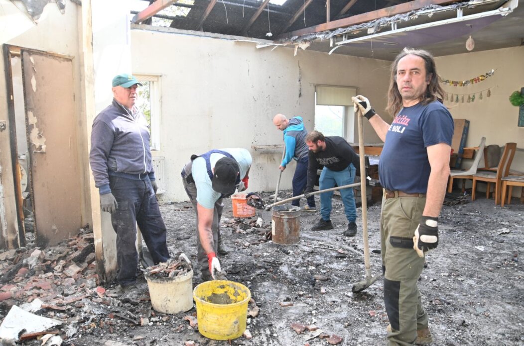 Zasadbreg, požar krovište – obitelj Šafarić (1)