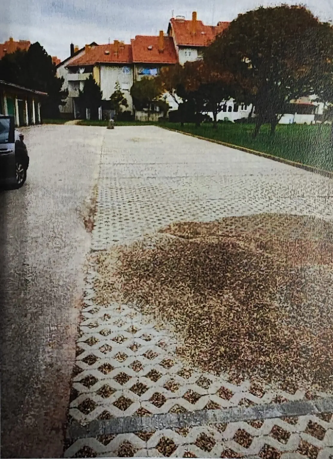 Završeni radovi na uređenju pješačkih staza u kvartu Travnik na čakovečkom Jugu (3) Završeni radovi na uređenju pješačkih staza u kvartu Travnik na čakovečkom Jugu (3)