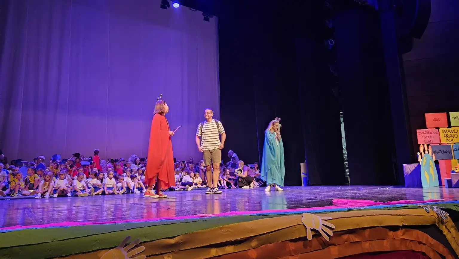 Završna svečanost malih maturanata DV Cvrčak (10) Završna svečanost malih maturanata DV Cvrčak (10)