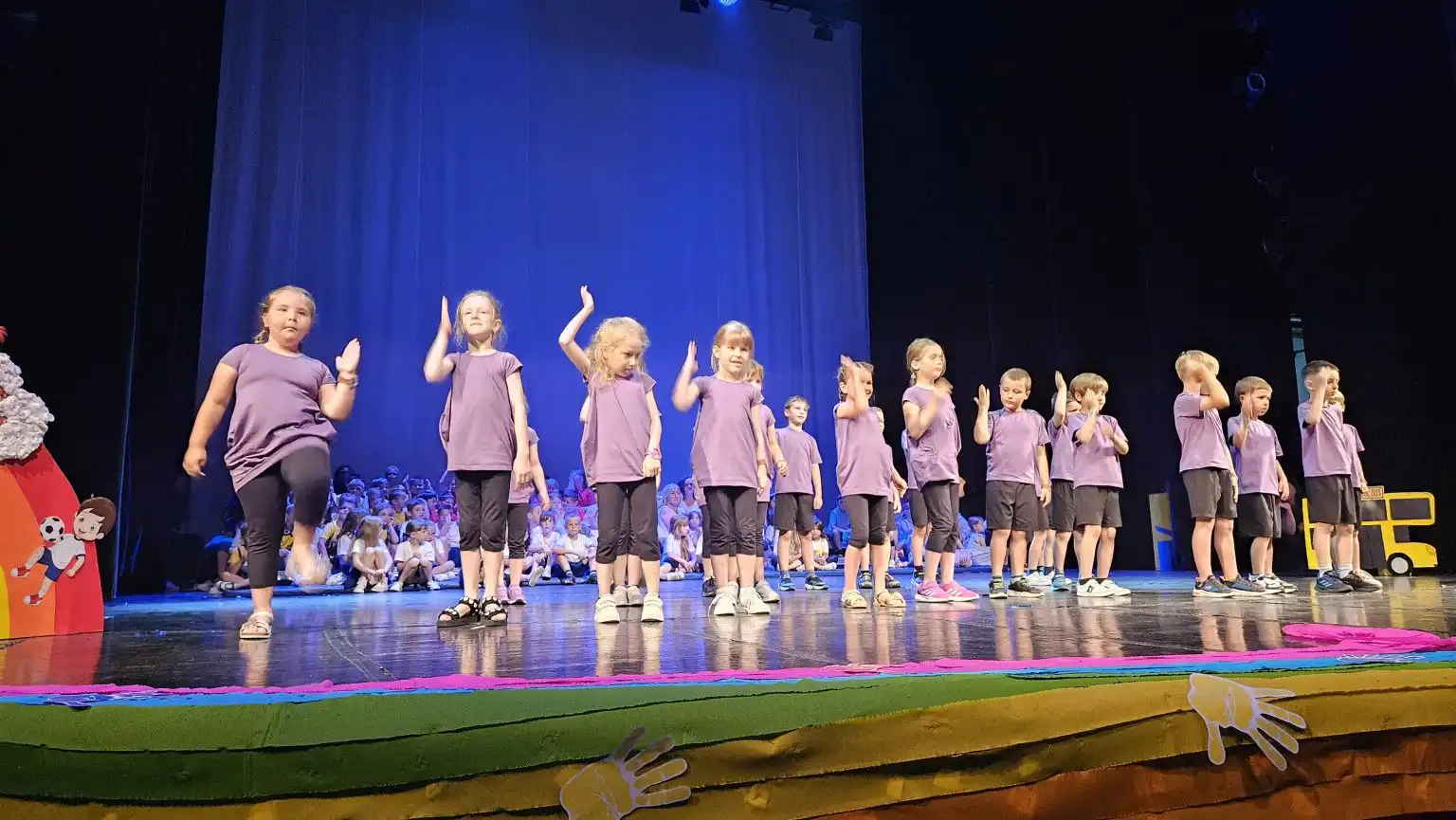 Završna svečanost malih maturanata DV Cvrčak (12) Završna svečanost malih maturanata DV Cvrčak (12)