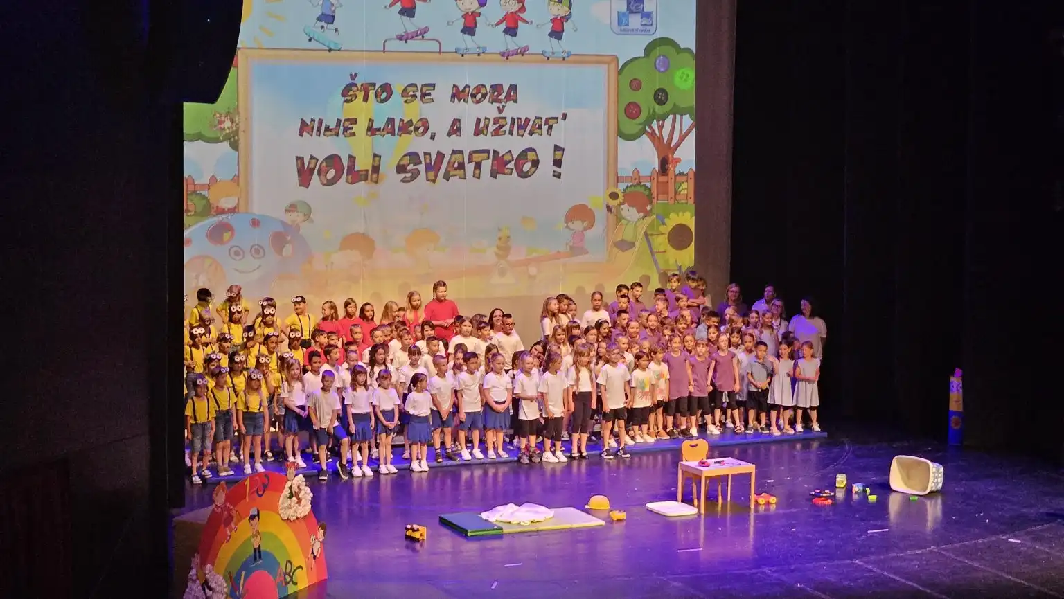 Završna svečanost malih maturanata DV Cvrčak (18) Završna svečanost malih maturanata DV Cvrčak (18)