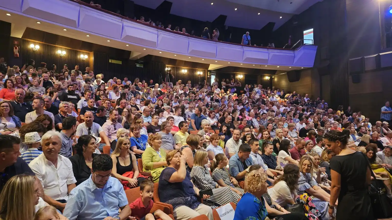 Završna svečanost malih maturanata DV Cvrčak (3) Završna svečanost malih maturanata DV Cvrčak (3)