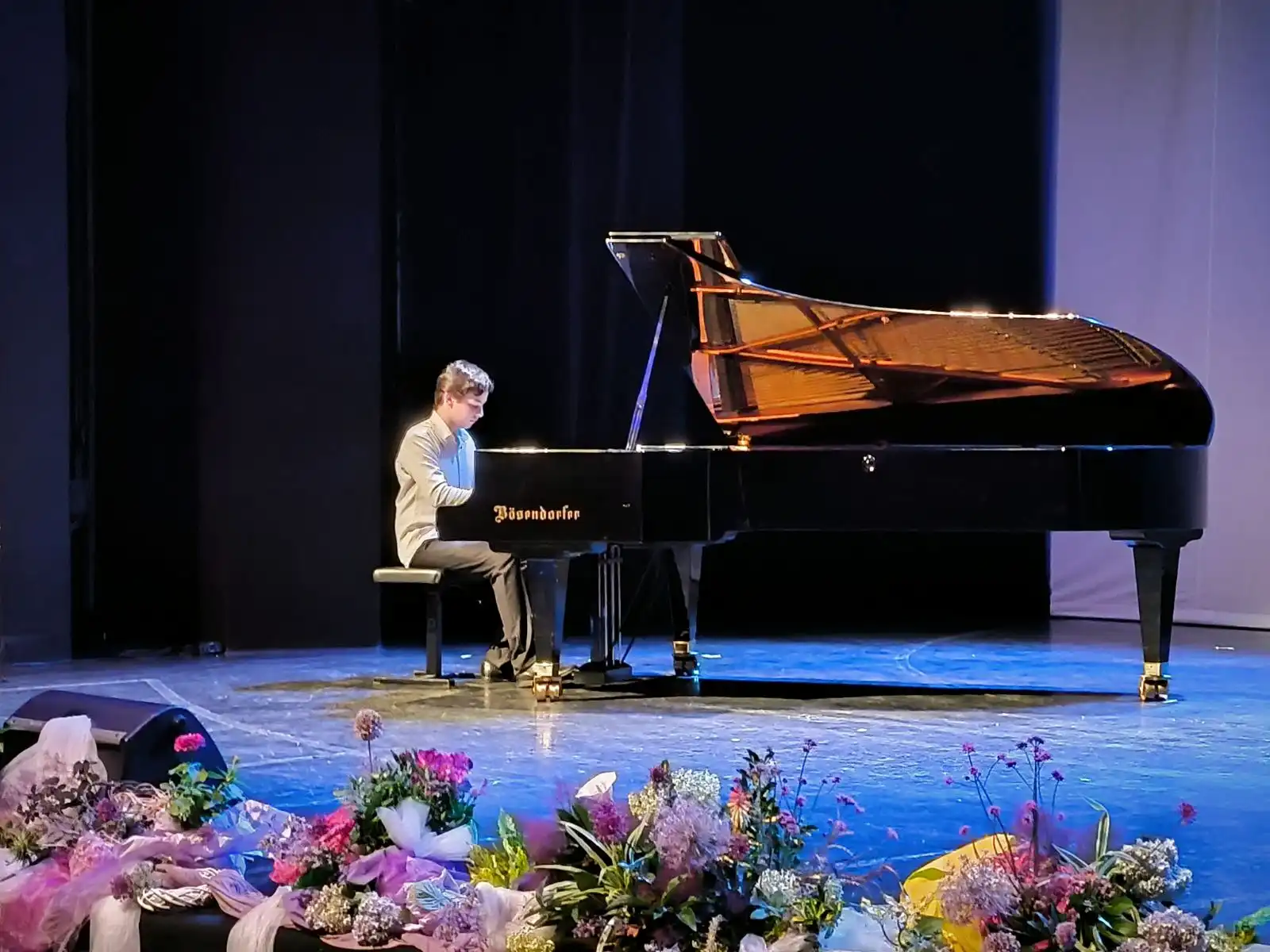 Završni koncert umjetničke škole Miroslav Magdalenić 2024 (12) Završni koncert umjetničke škole Miroslav Magdalenić 2024 (12)