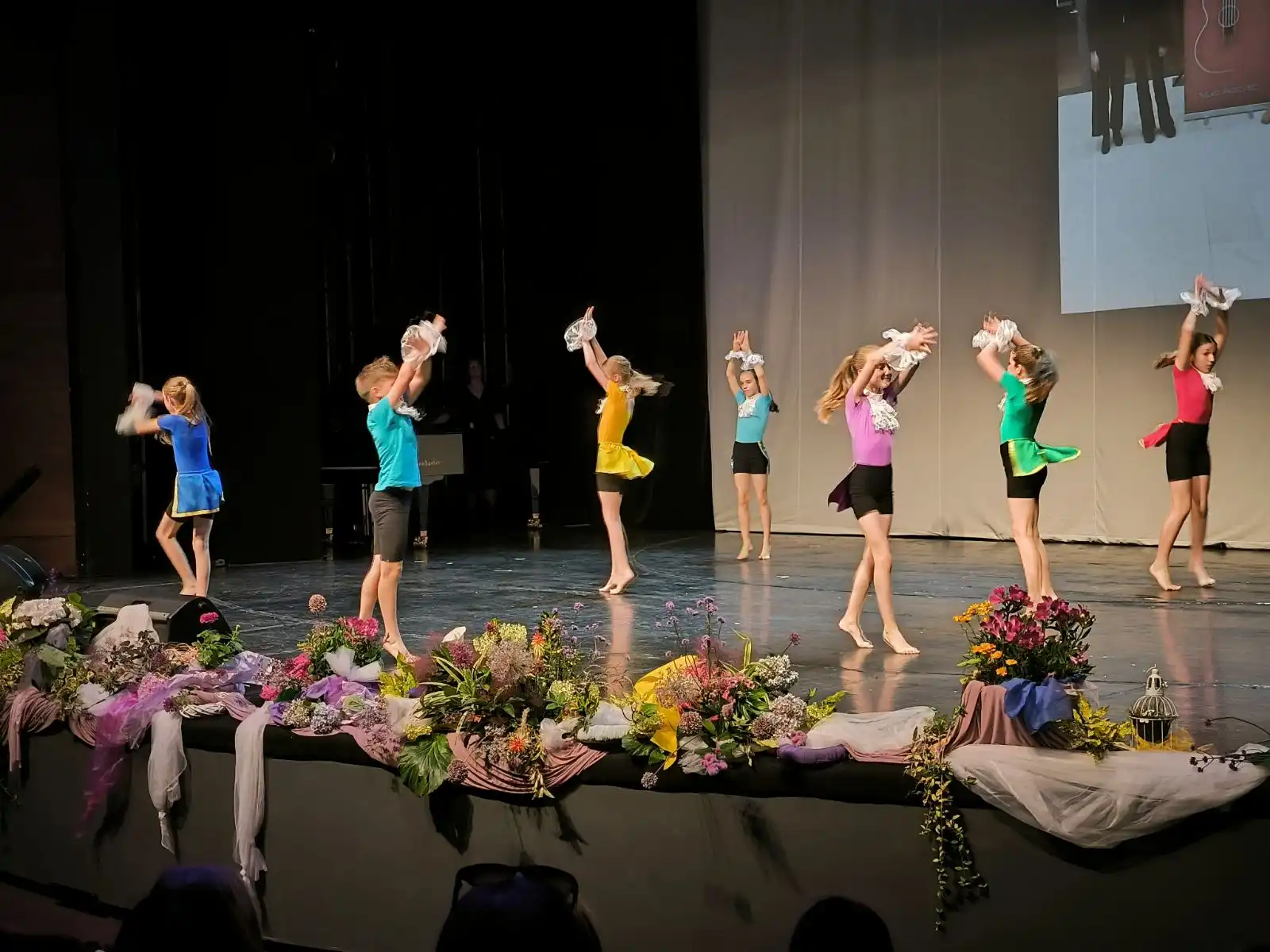 Završni koncert umjetničke škole Miroslav Magdalenić 2024 (14) Završni koncert umjetničke škole Miroslav Magdalenić 2024 (14)