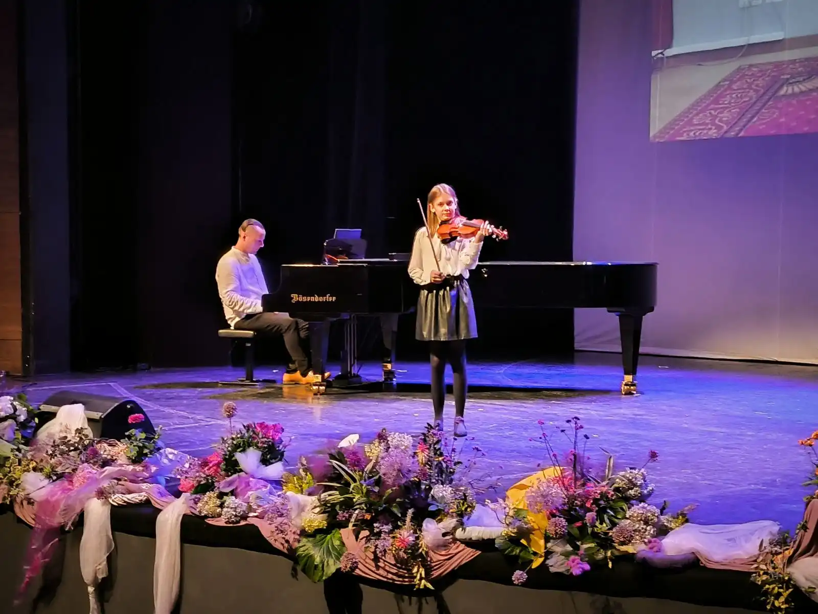 Završni koncert umjetničke škole Miroslav Magdalenić 2024 (15) Završni koncert umjetničke škole Miroslav Magdalenić 2024 (15)