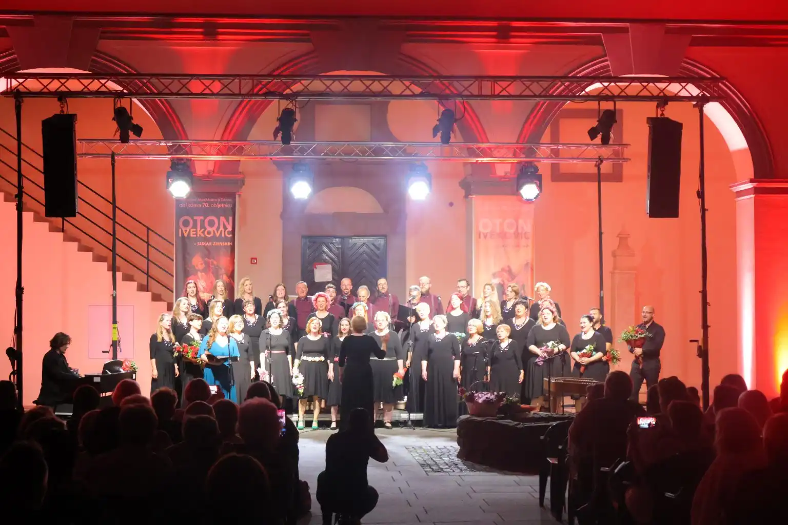 Zbor Josip Štolcer Slavenski (33) Zbor Josip Štolcer Slavenski (33)