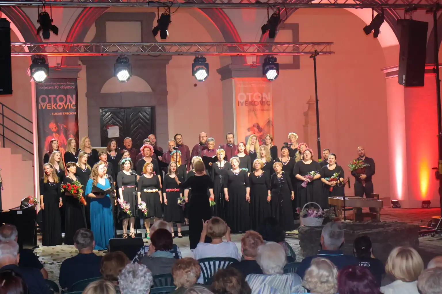 Zbor Josip Štolcer Slavenski (34) Zbor Josip Štolcer Slavenski (34)