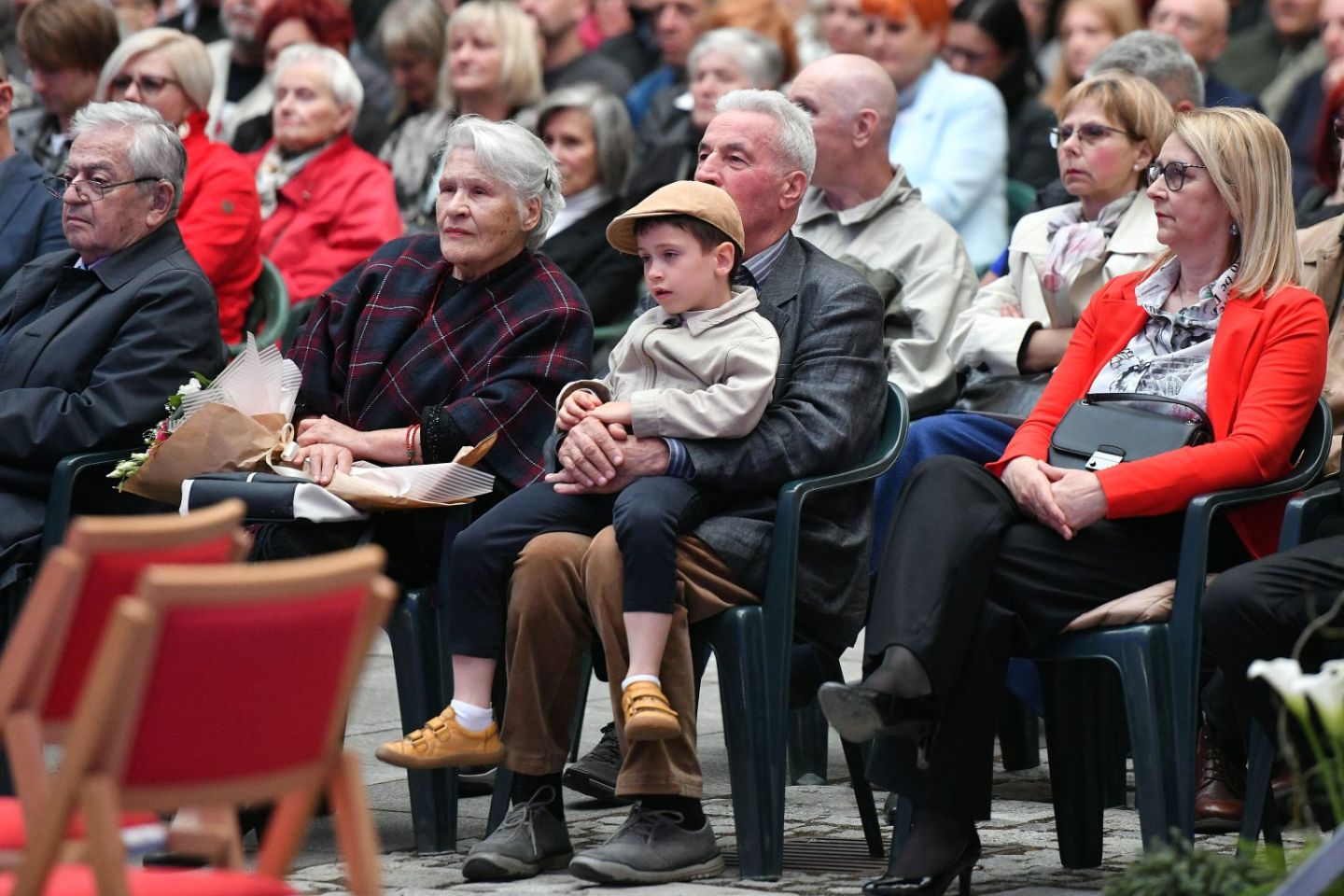Zbor Josip Štolcer Slavenski koncert atrij2025 (11)