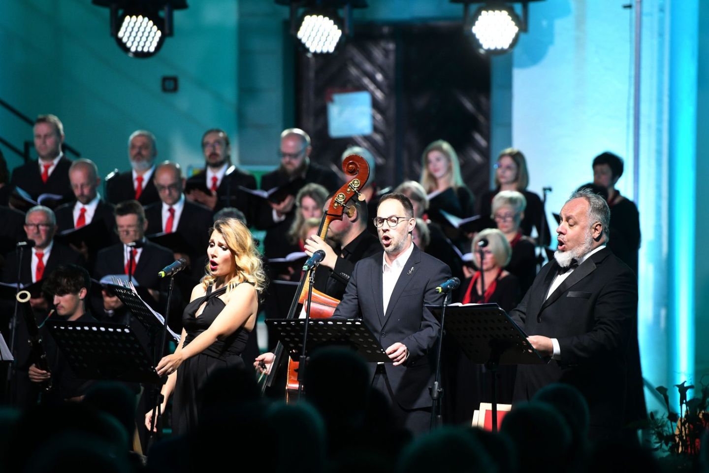 Zbor Josip Štolcer Slavenski koncert atrij2025 (2)