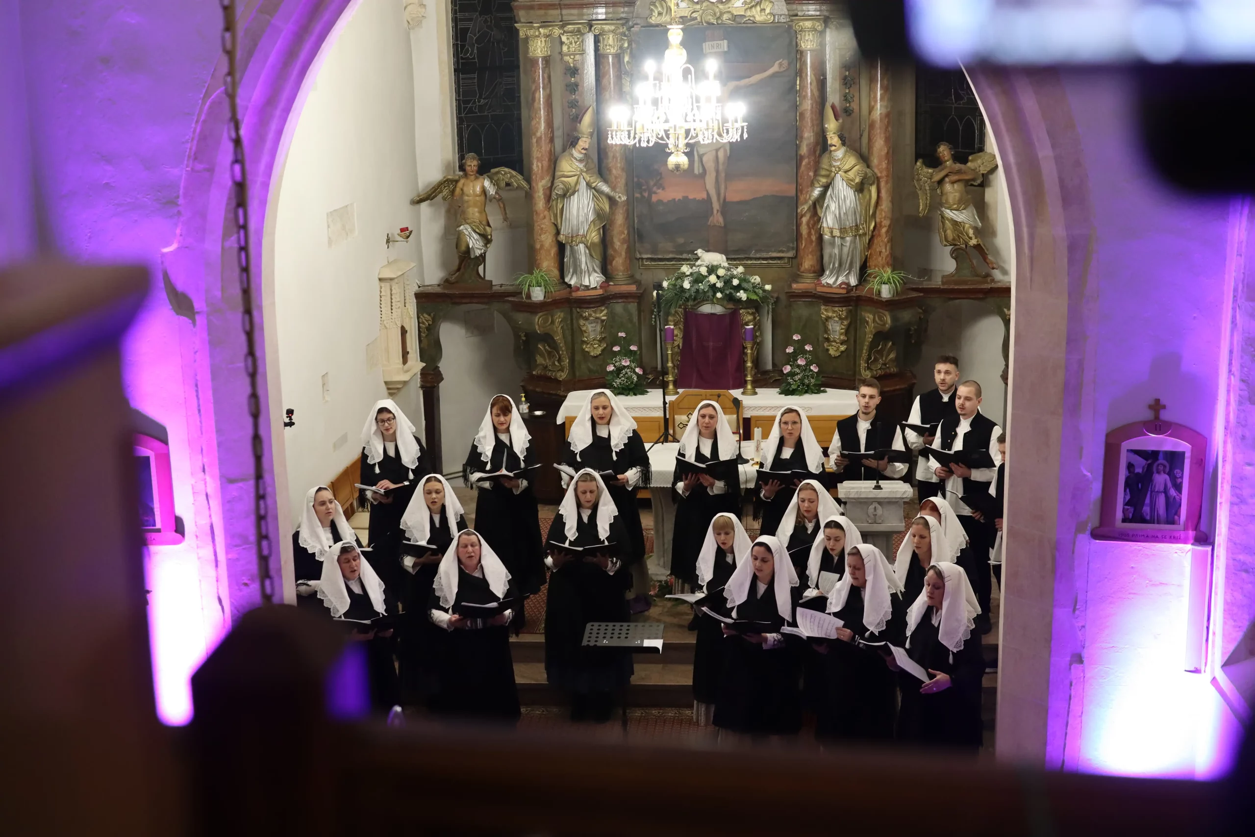 Zbor Sveti Martin (12)