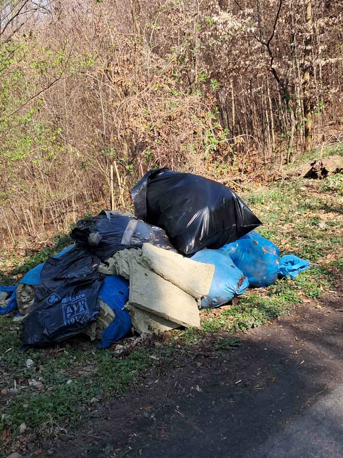 Zebanec – Plešivica Ilegalno odlaganje otapada – otpad (7) Zebanec – Plešivica Ilegalno odlaganje otapada – otpad (7)