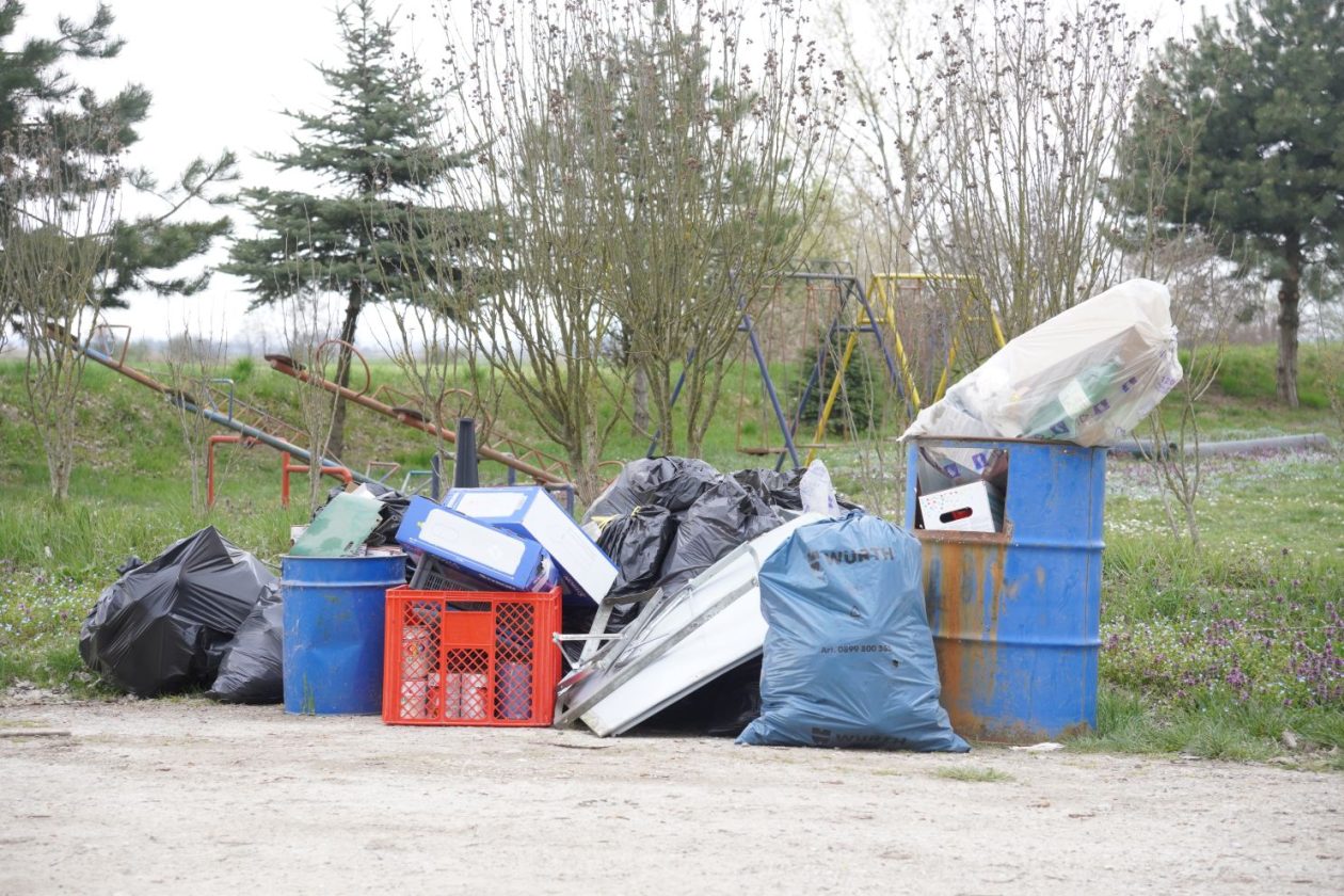 Zelena akcija čišćenje smeće Ivanovec (9) Zelena akcija čišćenje smeće Ivanovec (9)