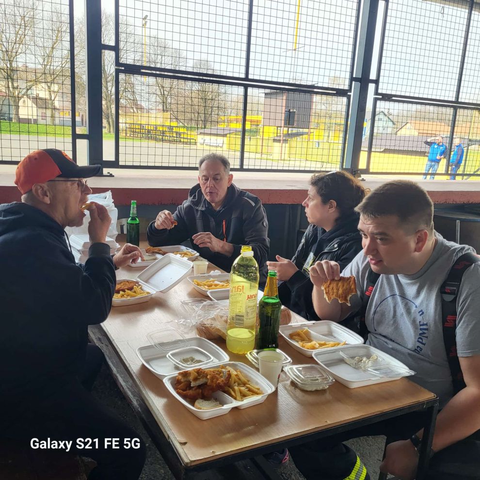 Zelena akcija čišćenje smeće Savska Ves (8) Zelena akcija čišćenje smeće Savska Ves (8)