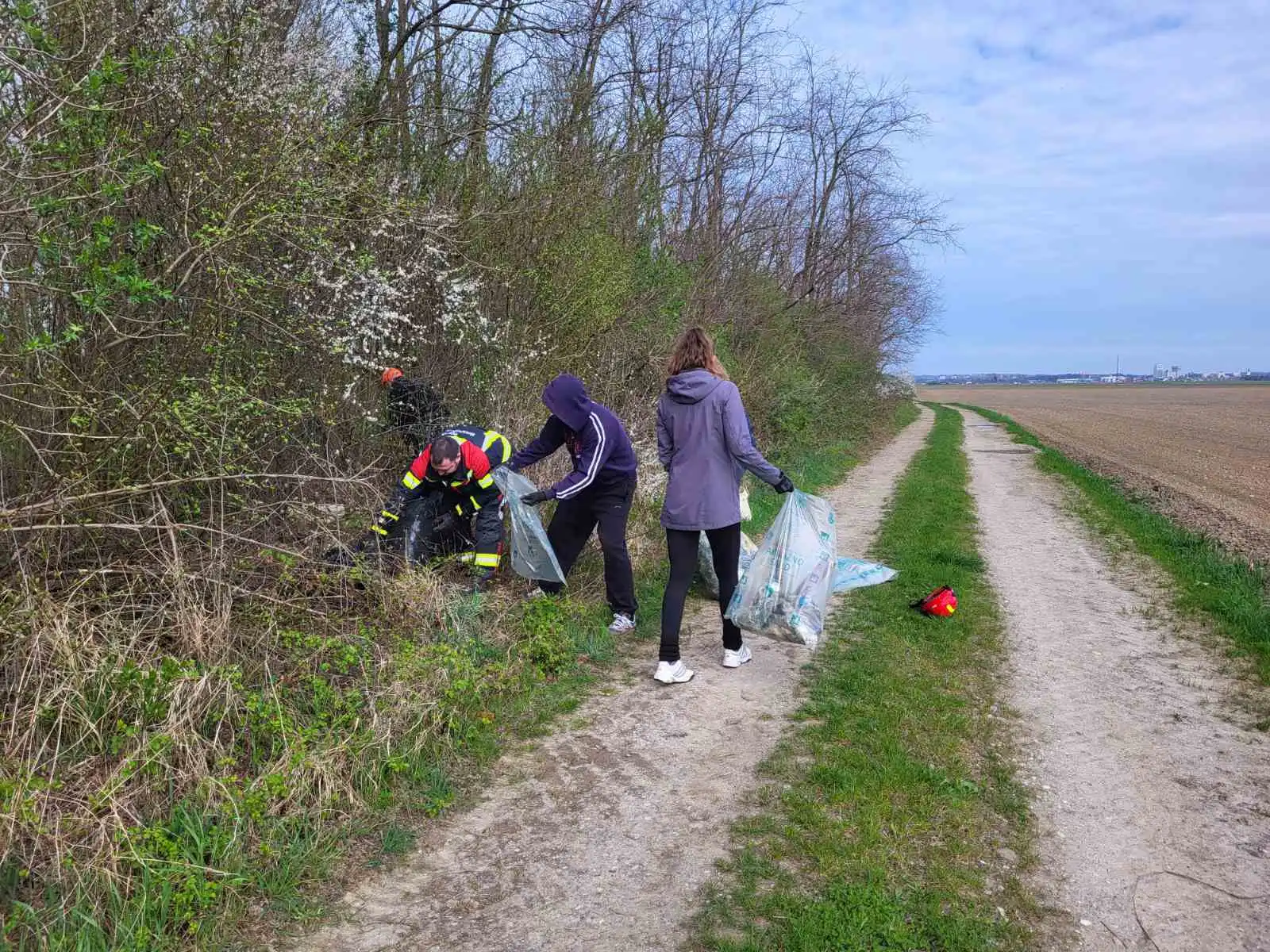 Zelena čistka akcija 2024 (4) Zelena čistka akcija 2024 (4)