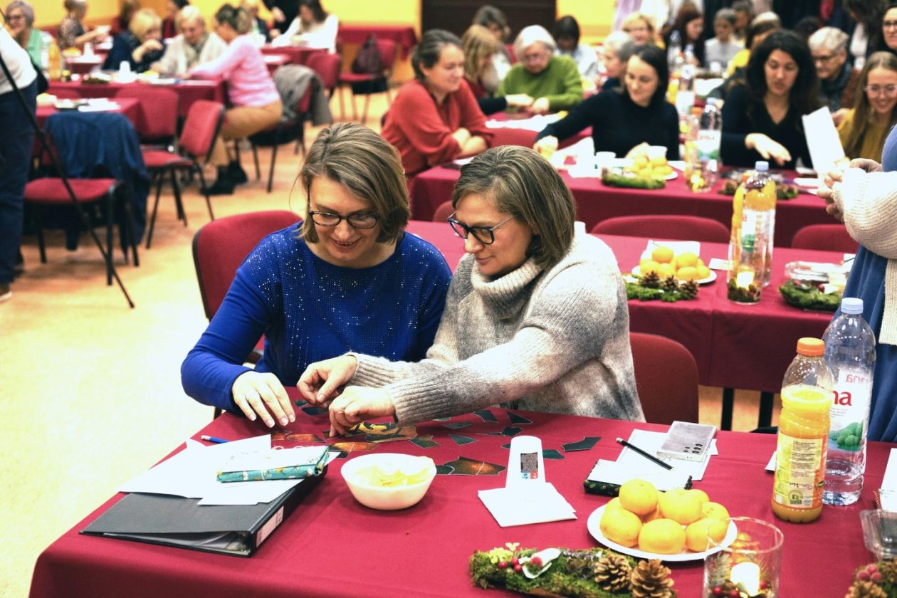Žene Baptističke crkve Belica su u nedjelju, 30. studenog, u Društvenom domu Belica, otvorile adventsko razdoblje. (8)