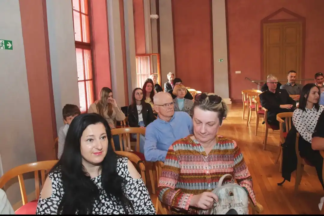 Zgrada Scheier tiribina povijest je važna (2) Zgrada Scheier tiribina povijest je važna (2)