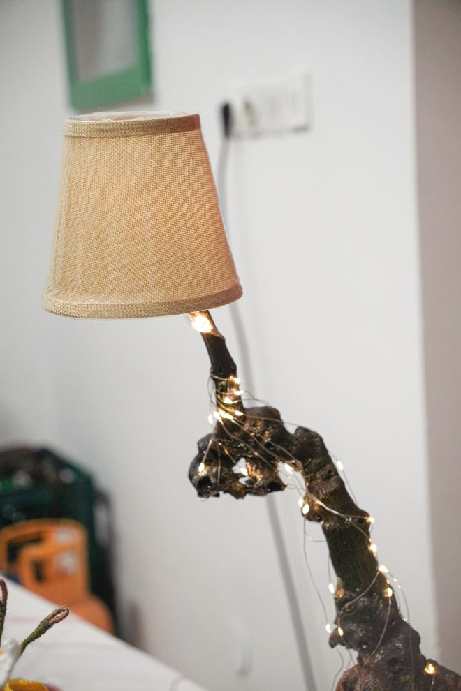 Mario Antolašić i lampa