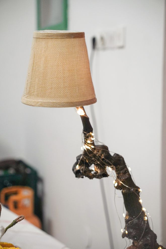 Mario Antolašić i lampa