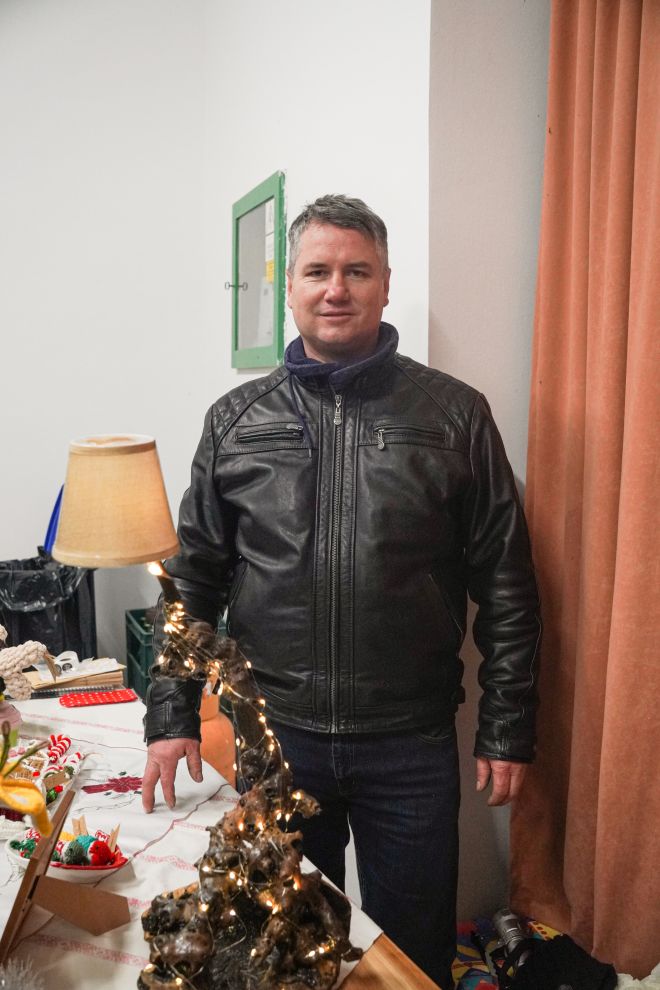 Mario Antolašić i lampa